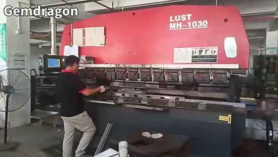 Publicidad vertical TV LCD del tótem al aire libre del LCD del quiosco impermeable fino estupendo de 120m m